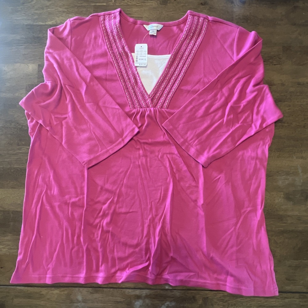 CJ Banks top 3X Fuchsia pink, V-neck blouse featuring white embroidered NWT